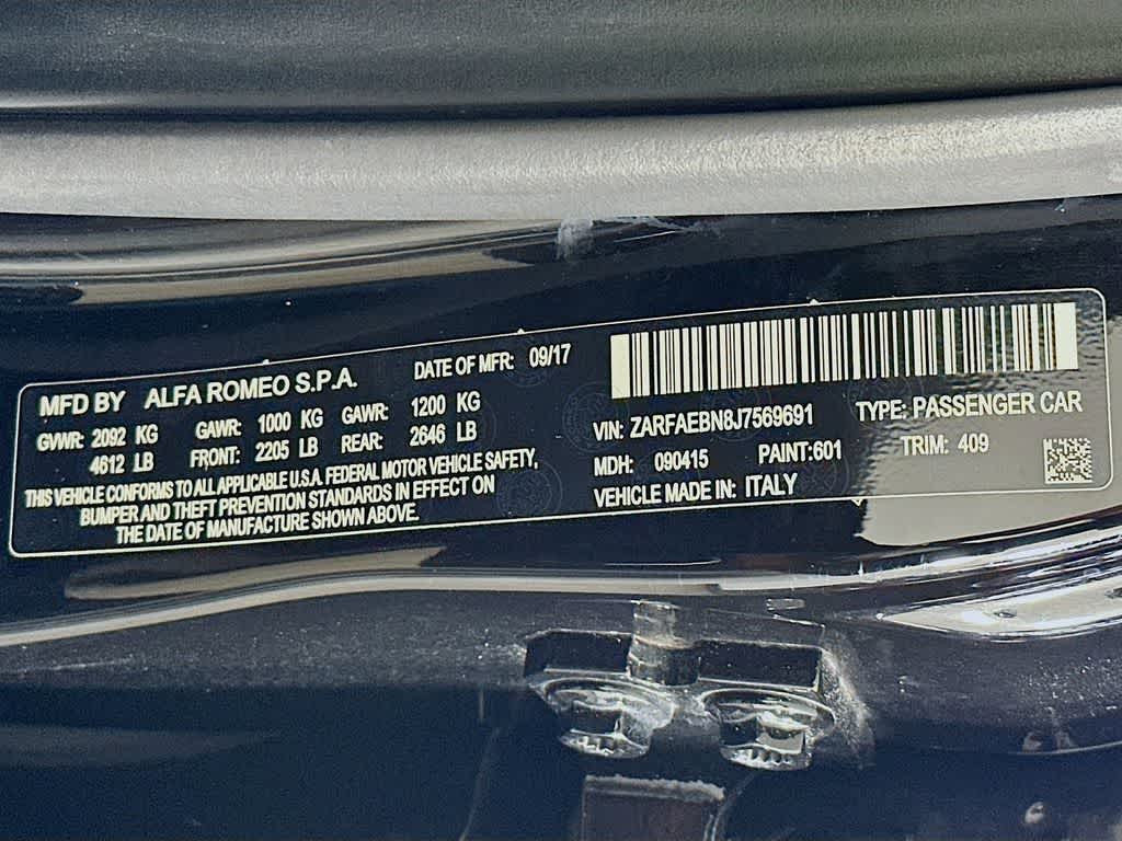 Thumbnail: 2018 Alfa Romeo Giulia - 23