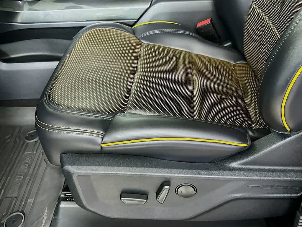 Thumbnail: 2023 Ford F-150 - 32