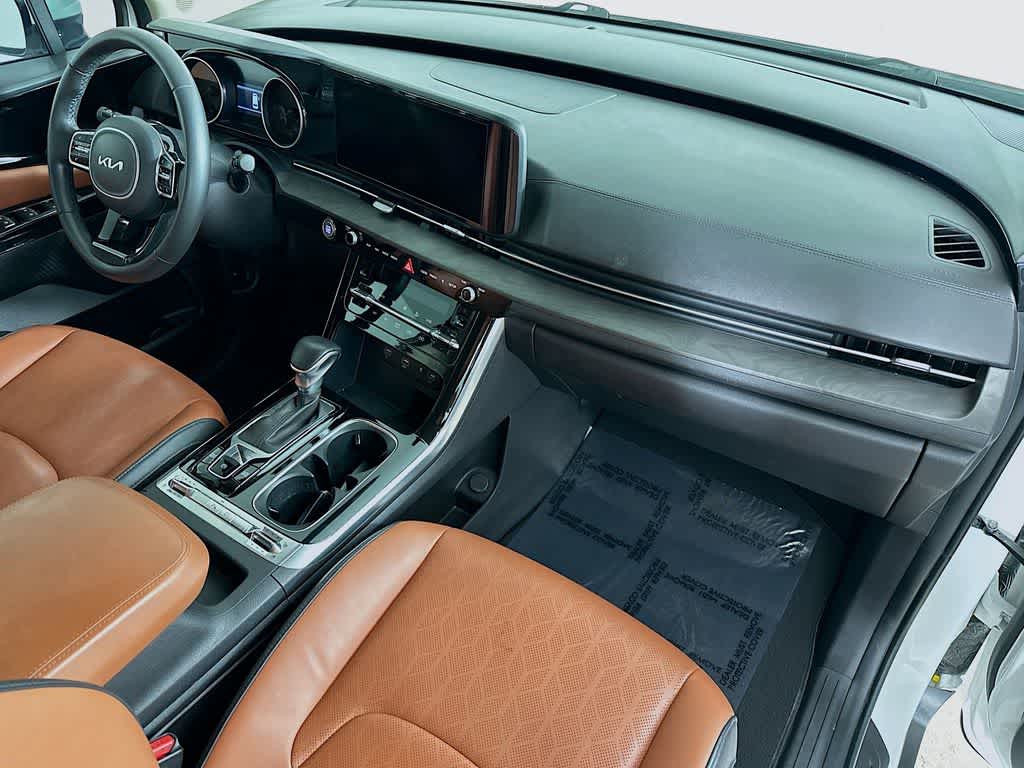 Thumbnail: 2022 Kia Carnival - 35