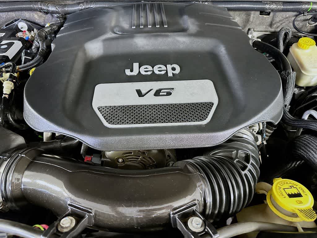 Thumbnail: 2014 Jeep Wrangler - 8