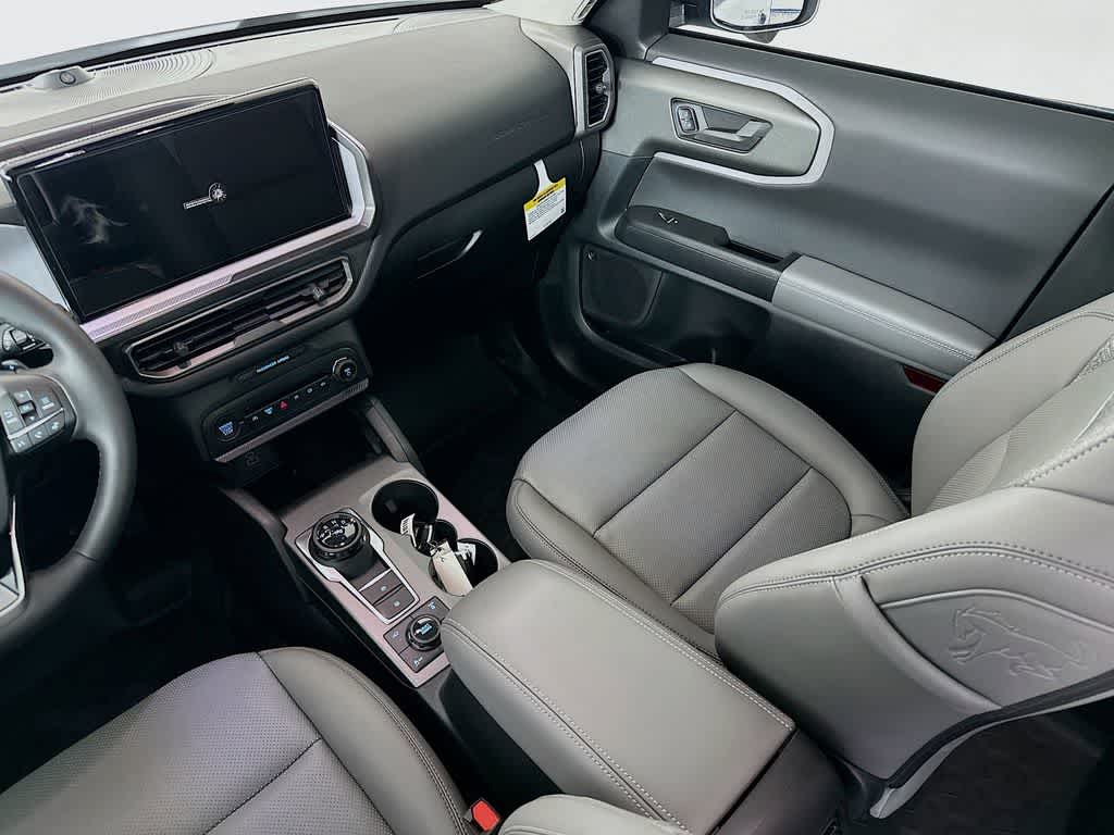 Thumbnail: 2025 Ford Bronco Sport - 11