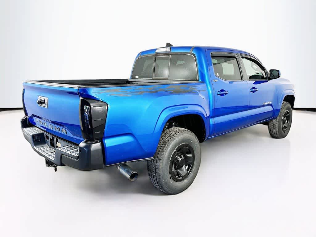 Thumbnail: 2018 Toyota Tacoma - 23
