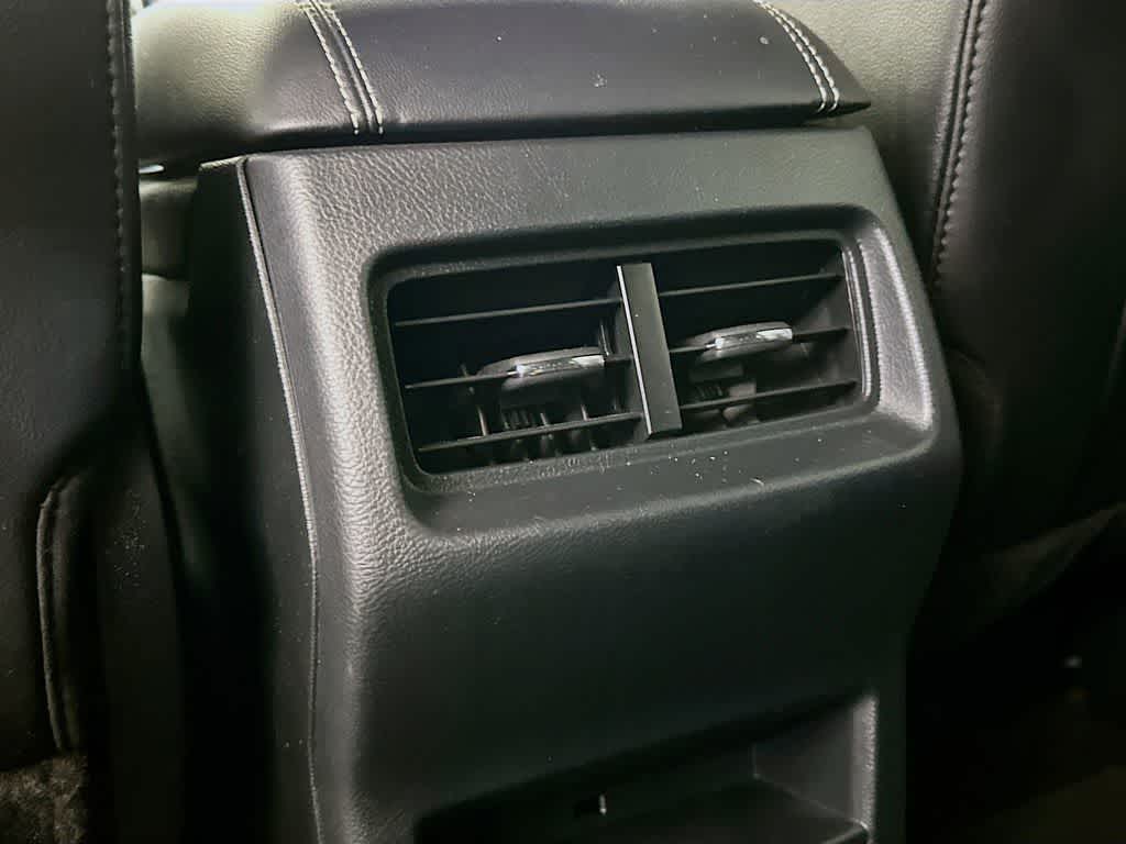 Thumbnail: 2019 Ford Edge - 13