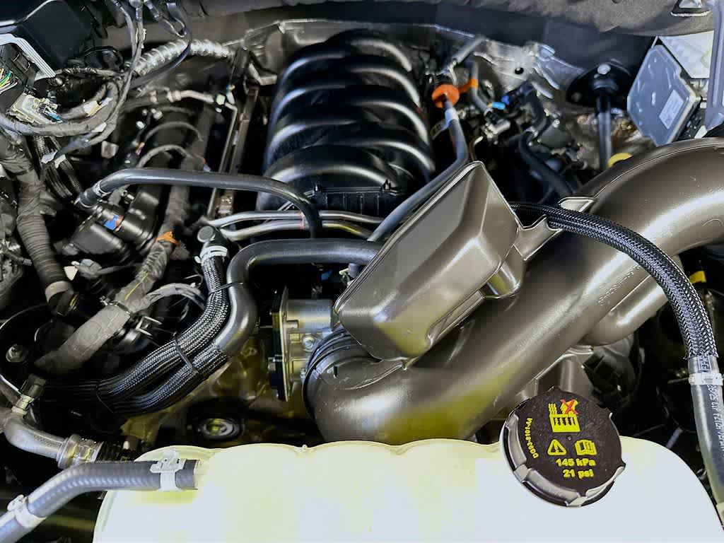 2025 Ford F-150 Lariat 9