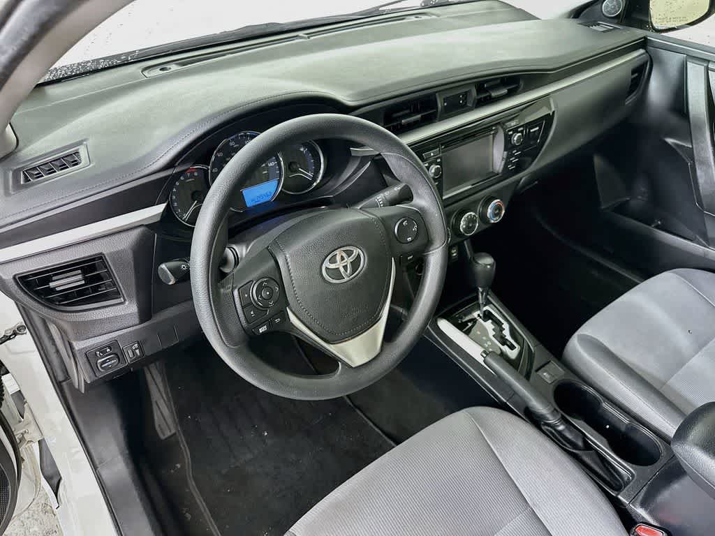 Thumbnail: 2016 Toyota Corolla - 2