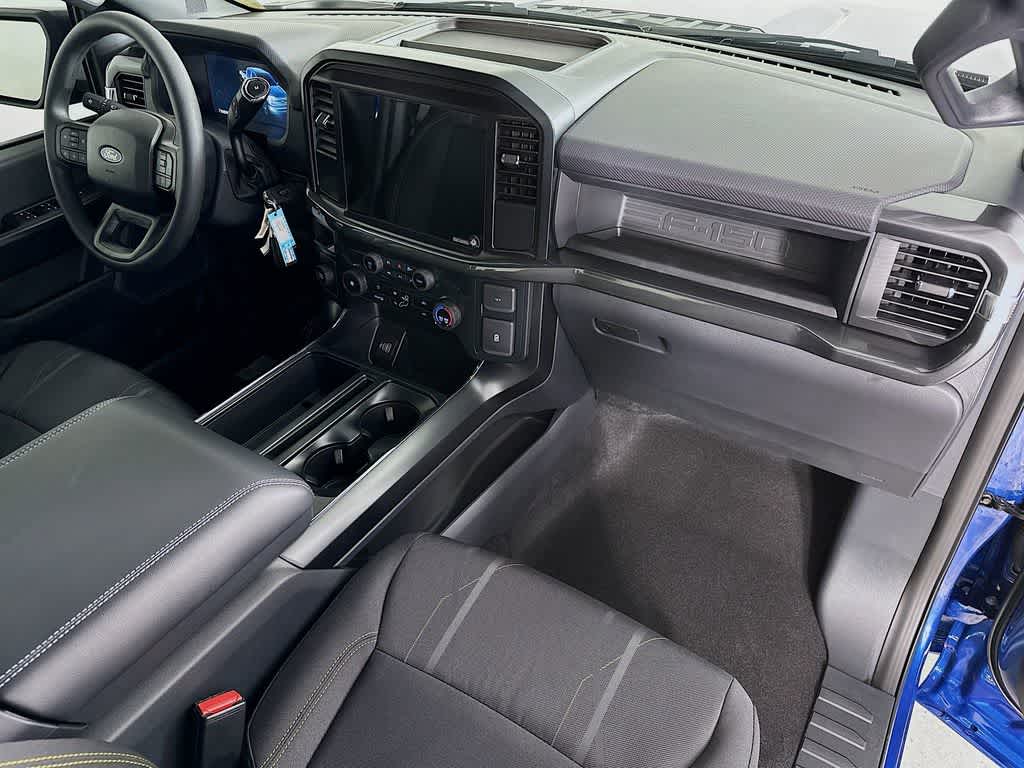 Thumbnail: 2025 Ford F-150 - 32