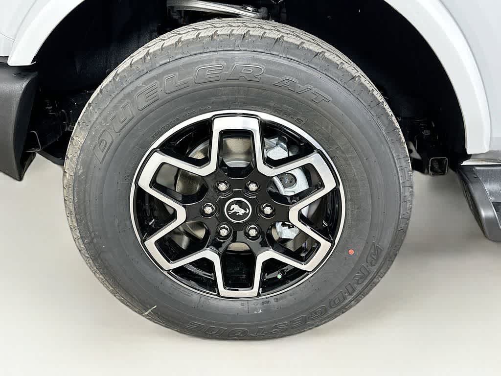 Thumbnail: 2026 Ford Bronco - 8