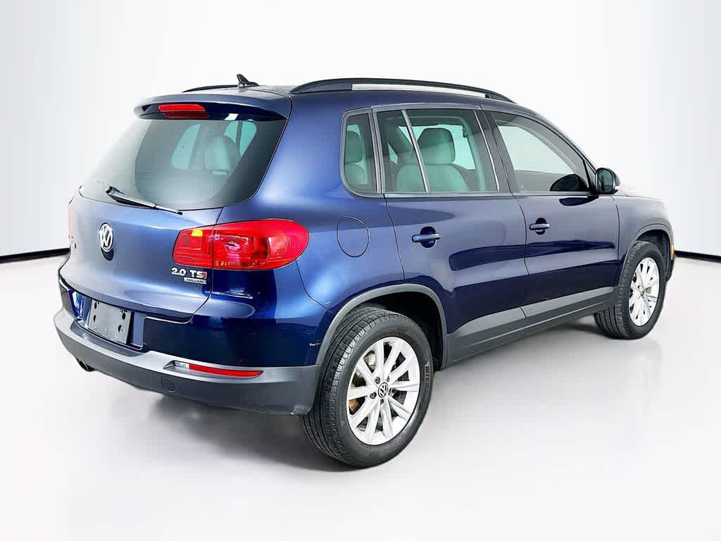 Thumbnail: 2015 Volkswagen Tiguan - 25
