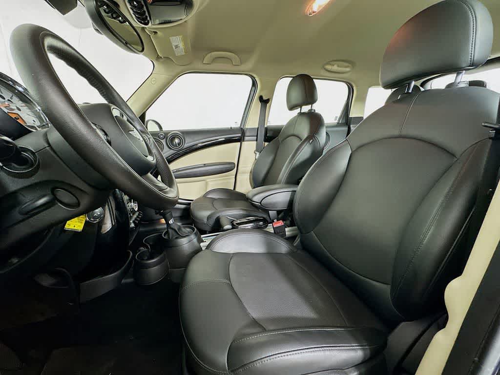 Thumbnail: 2013 MINI Cooper Countryman - 11