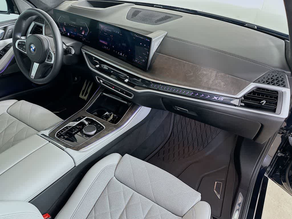 Thumbnail: 2024 BMW X5 - 33