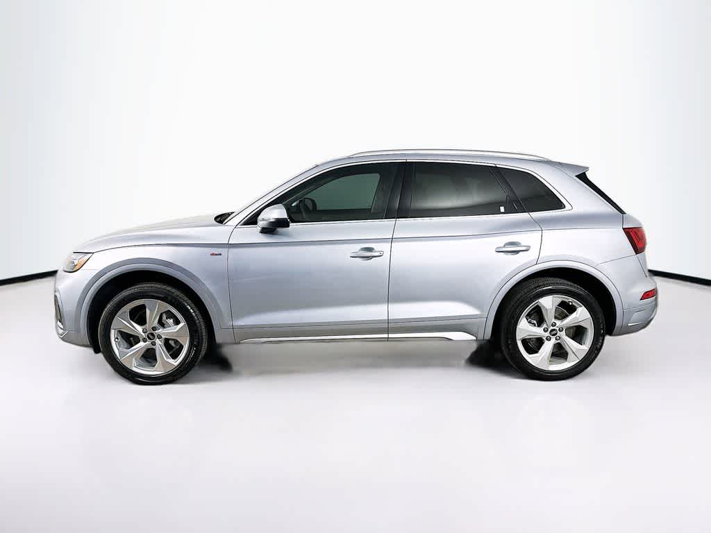 Thumbnail: 2023 Audi Q5 - 3