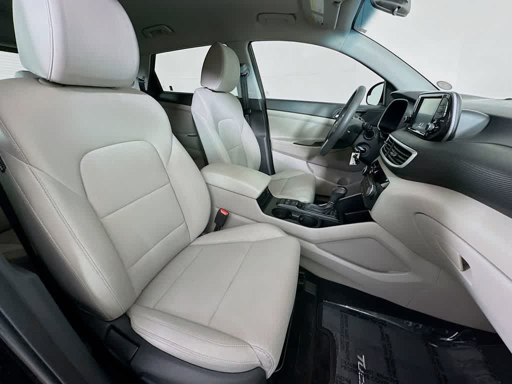 Thumbnail: 2020 Hyundai Tucson - 14