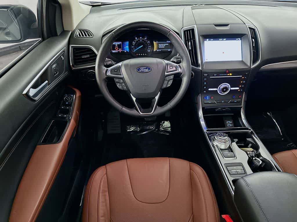 Thumbnail: 2019 Ford Edge - 10