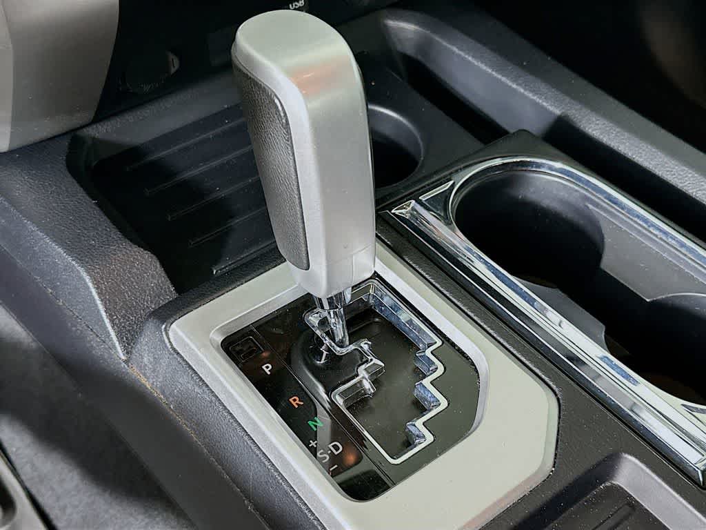 Thumbnail: 2019 Toyota Tundra - 18