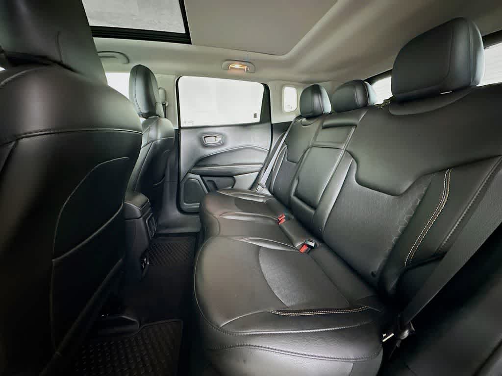 Thumbnail: 2019 Jeep Compass - 14