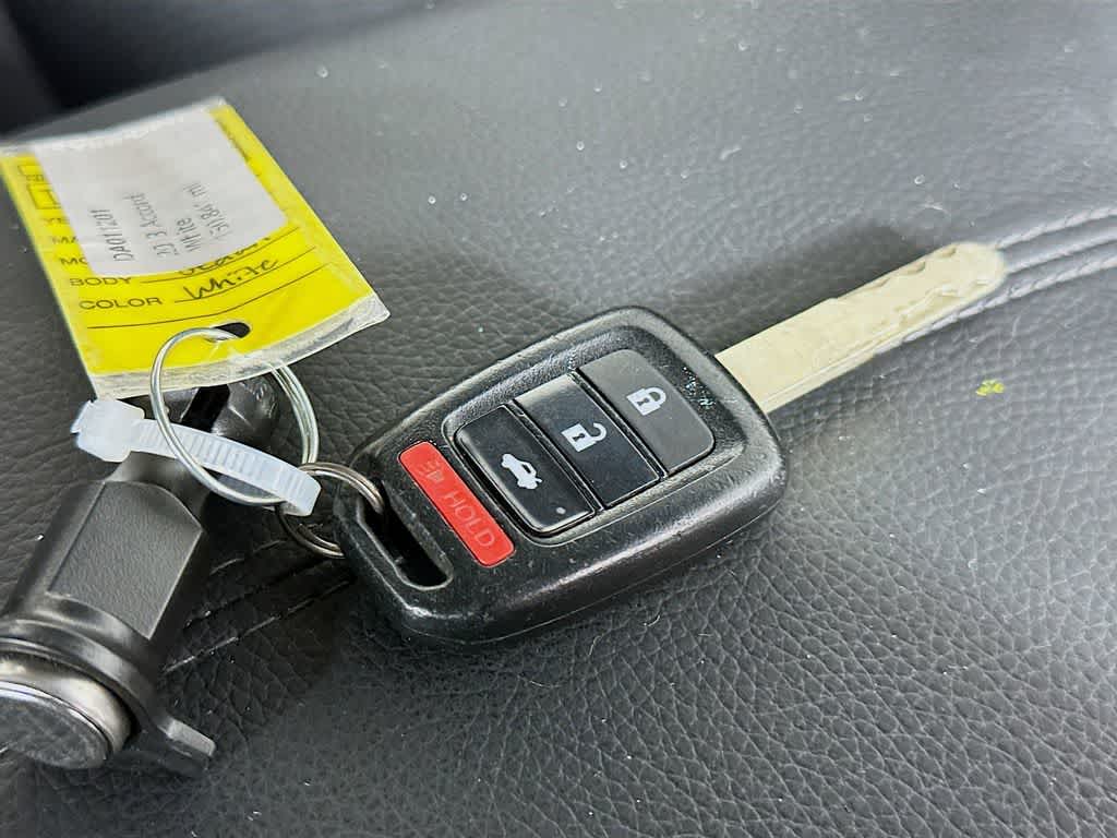 Thumbnail: 2013 Honda Accord - 20