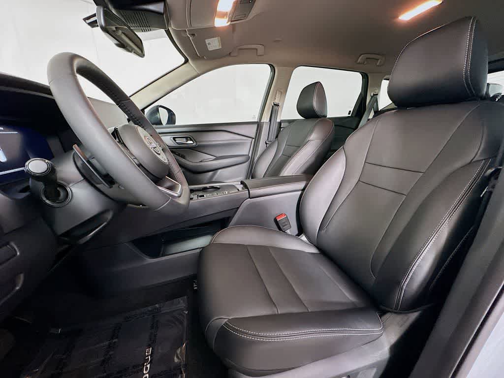 Thumbnail: 2024 Nissan Rogue - 12