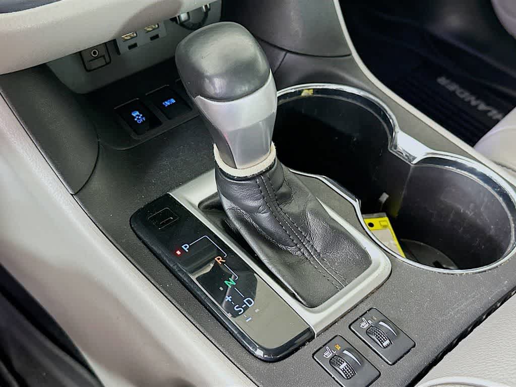 Thumbnail: 2019 Toyota Highlander - 18