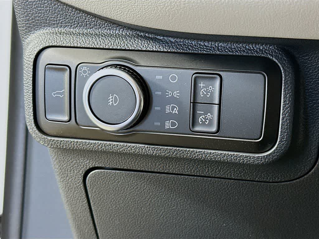 Thumbnail: 2026 Ford Explorer - 26