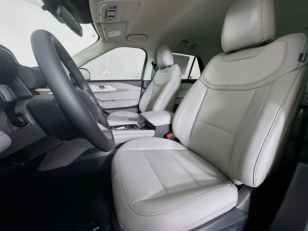 Thumbnail: 2026 Ford Explorer - 12