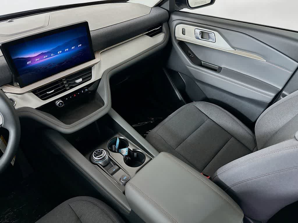 Thumbnail: 2026 Ford Explorer - 10