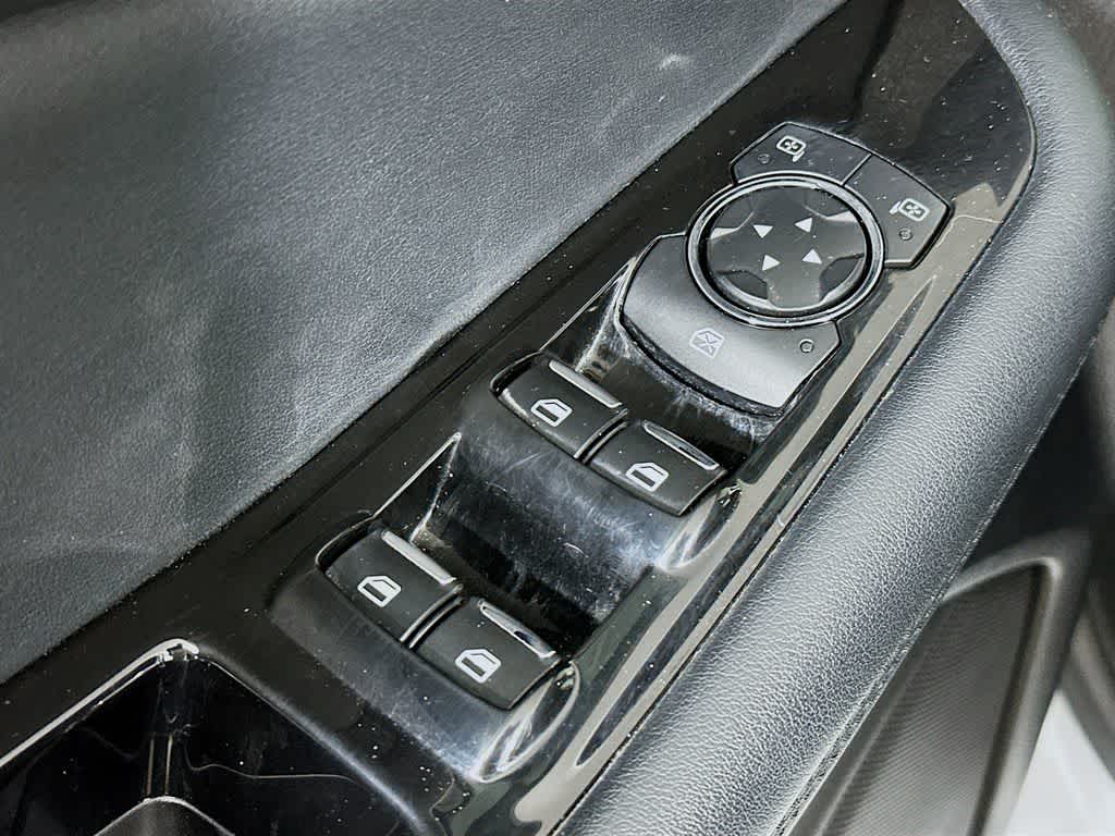 Thumbnail: 2020 Ford Edge - 29