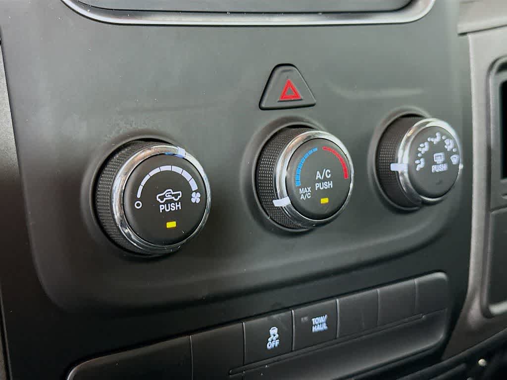 Thumbnail: 2018 RAM 1500 - 17