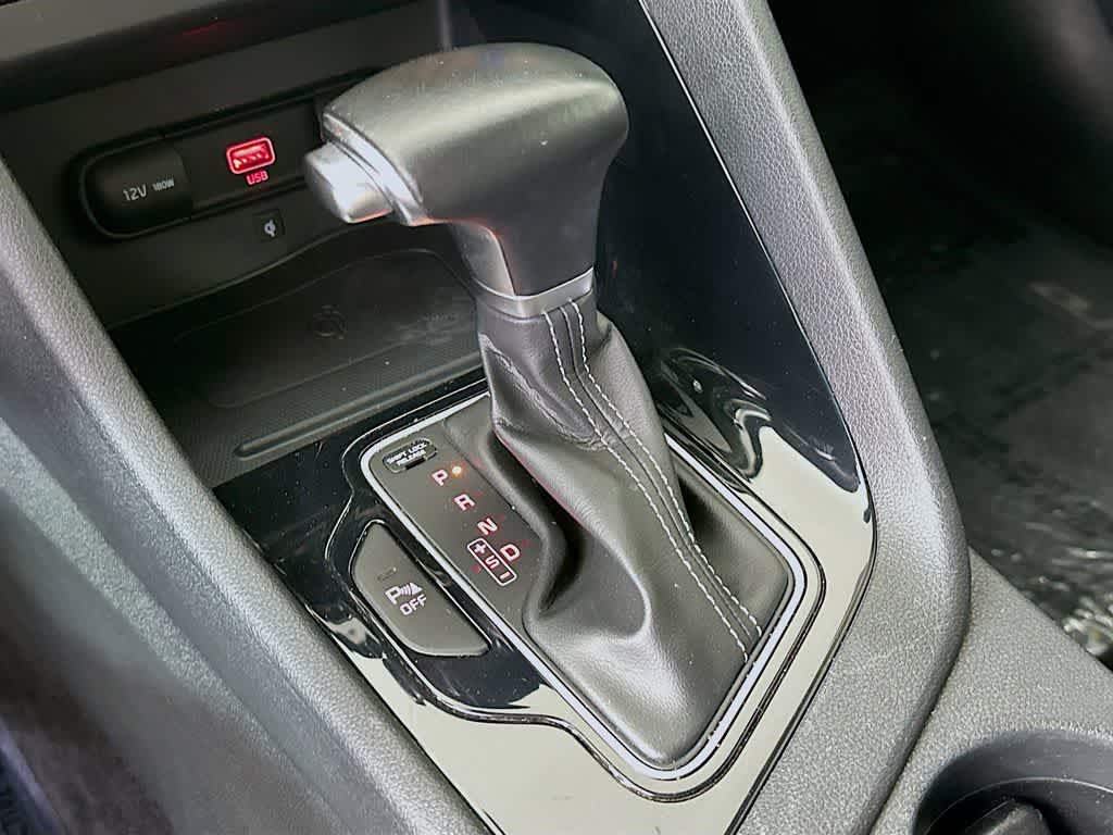 Thumbnail: 2022 Kia Niro - 20