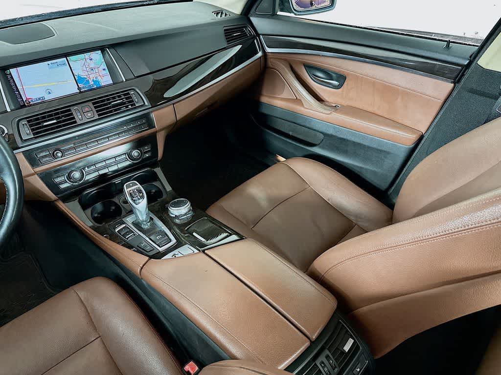 Thumbnail: 2016 BMW 5 Series - 11