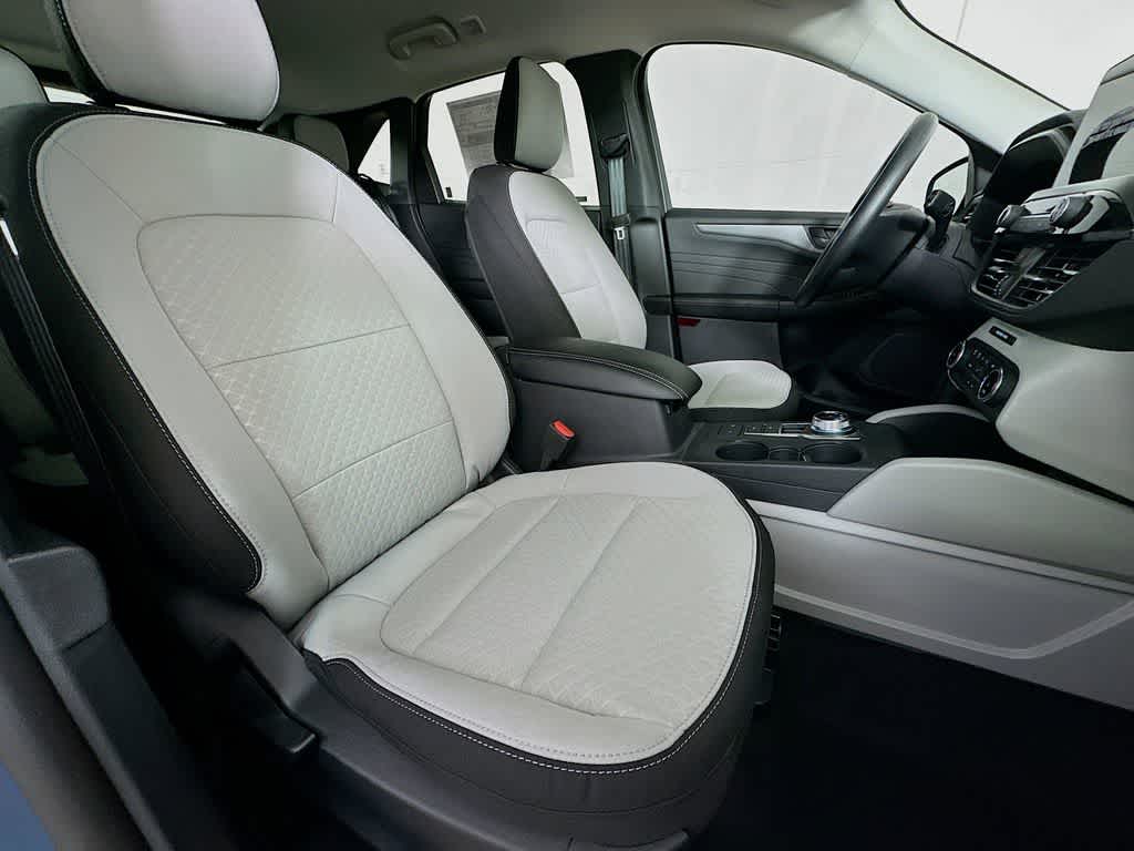 Thumbnail: 2026 Ford Escape - 15