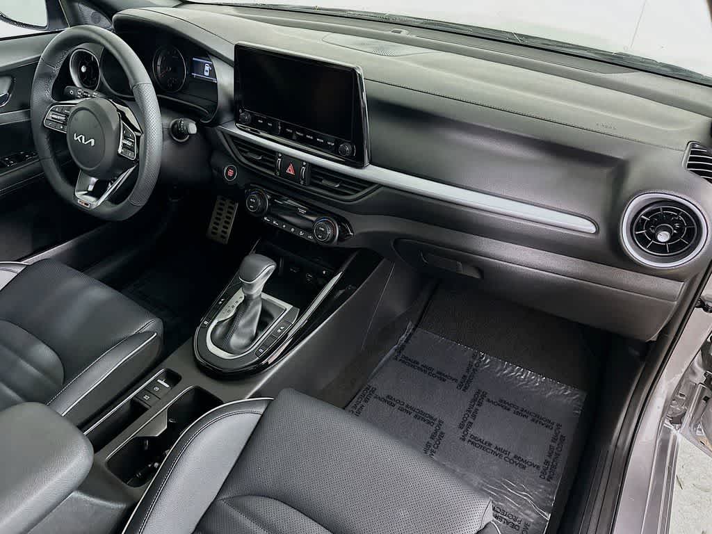 Thumbnail: 2023 Kia Forte - 34