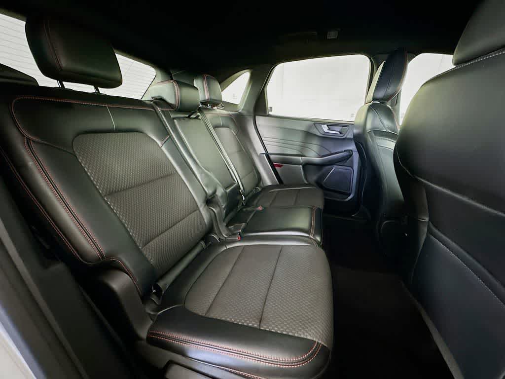 Thumbnail: 2023 Ford Escape - 31