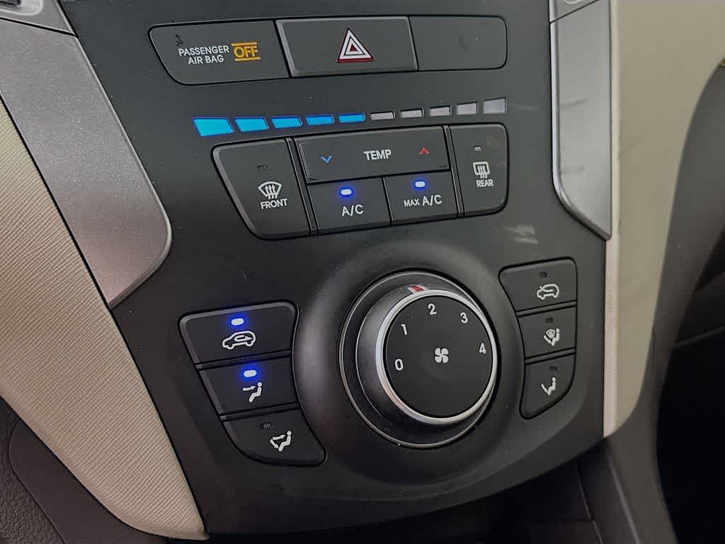 Thumbnail: 2014 Hyundai Santa Fe - 17