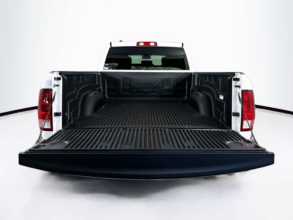 Thumbnail: 2024 RAM 1500 Classic - 20