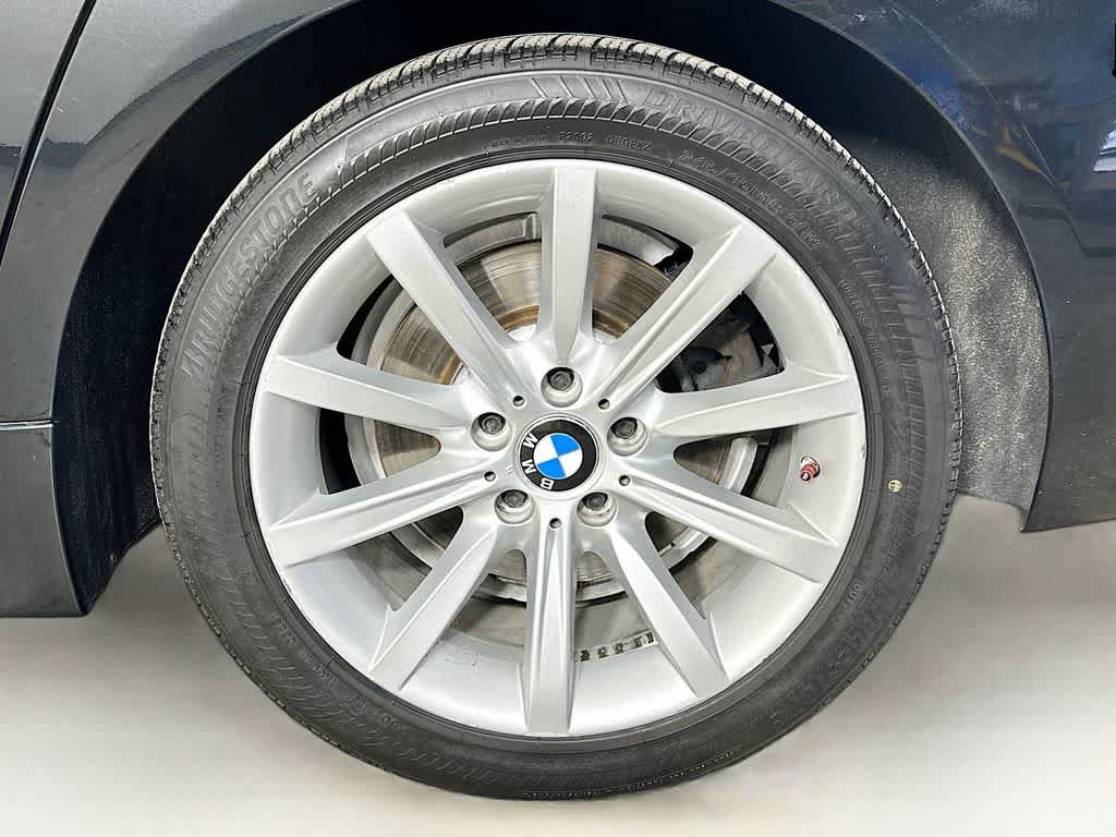 Thumbnail: 2015 BMW 5 Series - 8