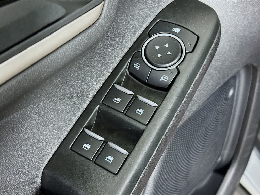 Thumbnail: 2022 Ford Escape - 28