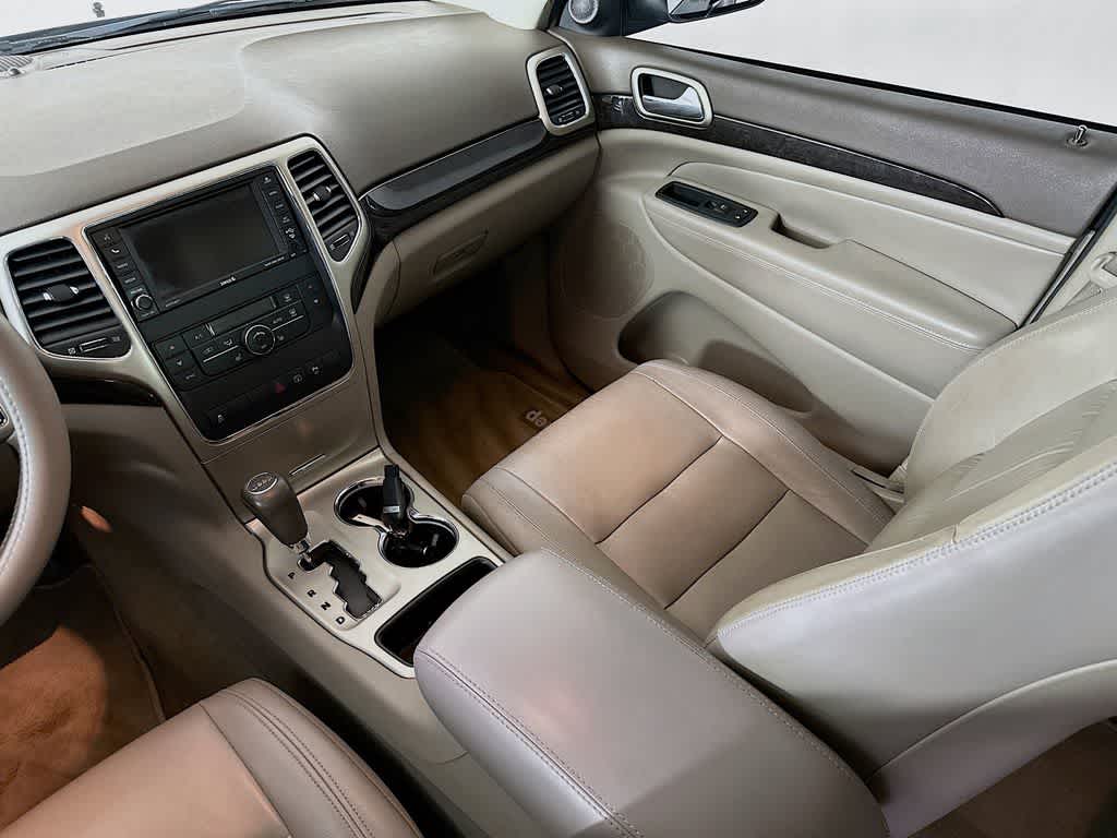 Thumbnail: 2013 Jeep Grand Cherokee - 11