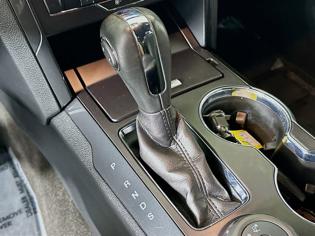 Thumbnail: 2019 Ford Explorer - 19