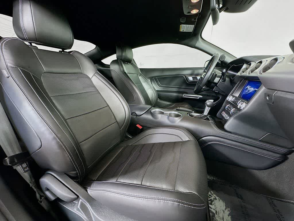 Thumbnail: 2022 Ford Mustang - 13