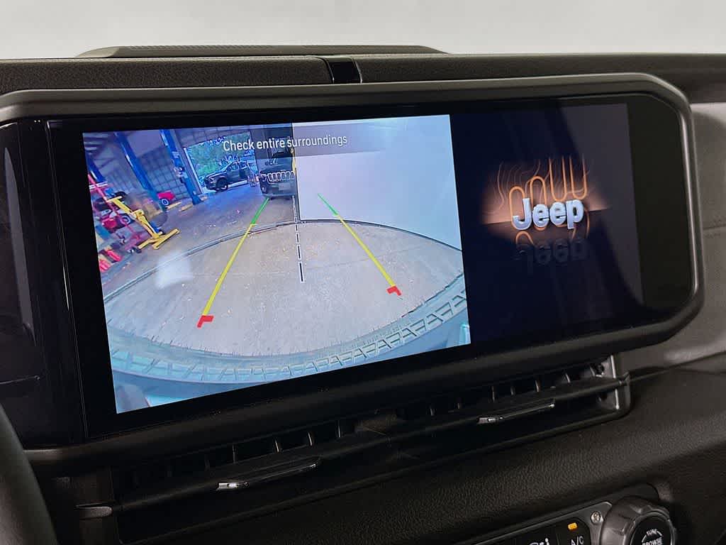 Thumbnail: 2024 Jeep Wrangler - 28