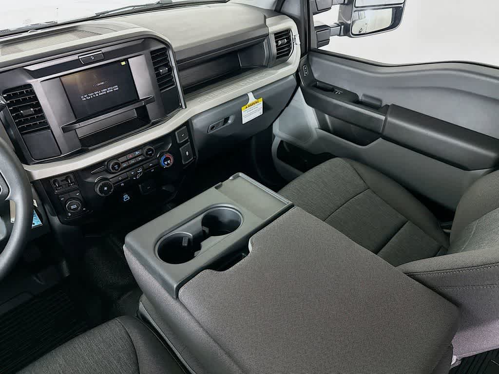 Thumbnail: 2026 Ford F-250 - 11