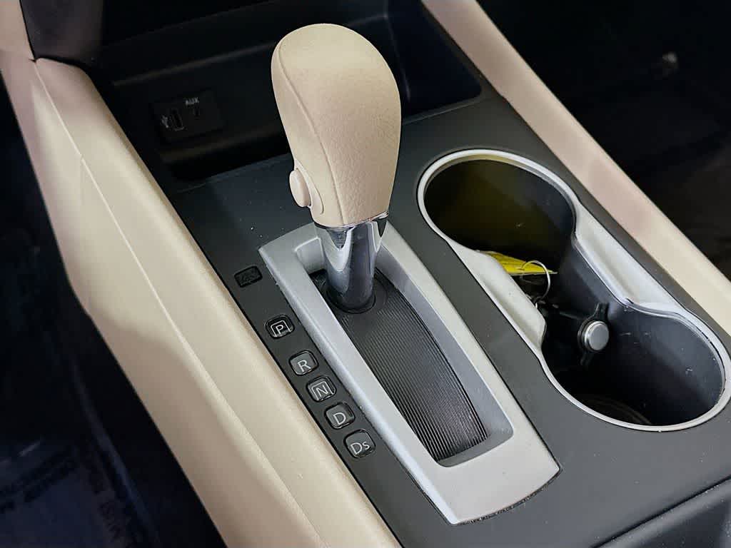 Thumbnail: 2017 Nissan Altima - 19