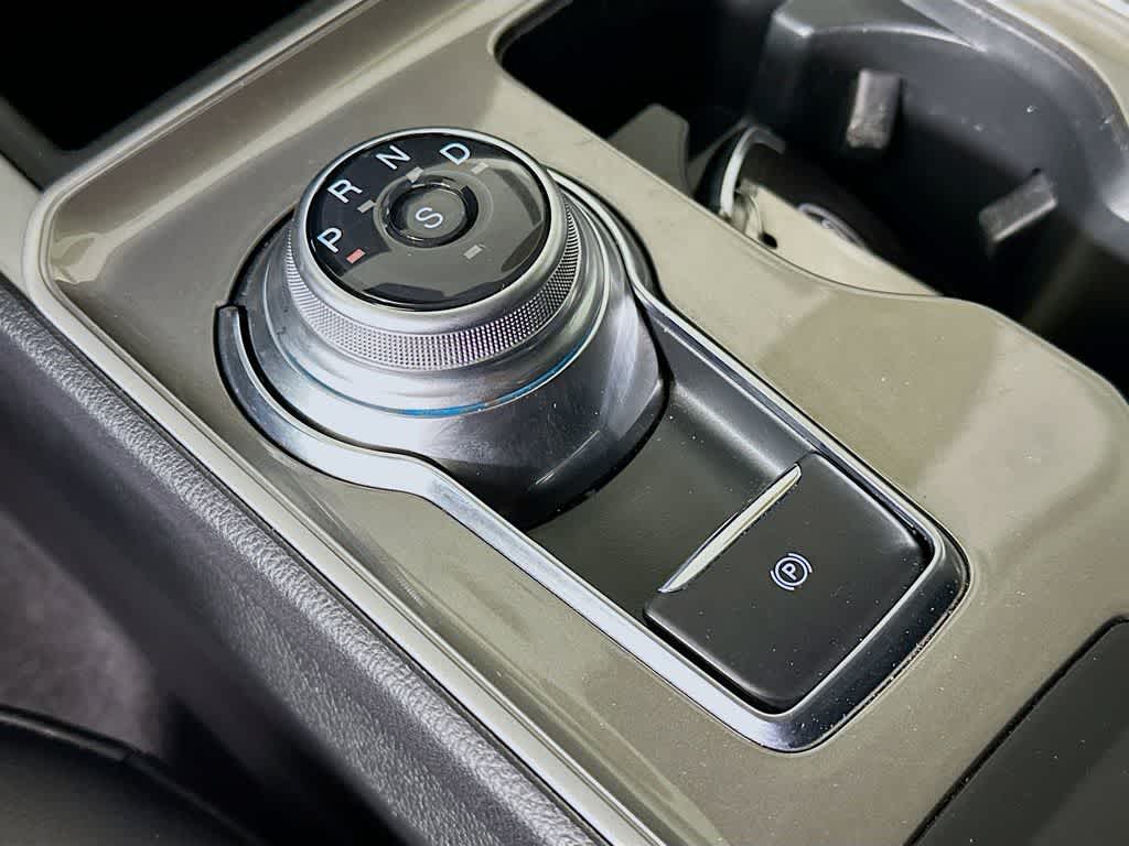 Thumbnail: 2024 Ford Edge - 18