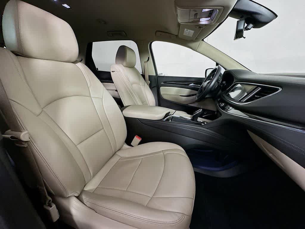 2018 Buick Enclave Essence 15