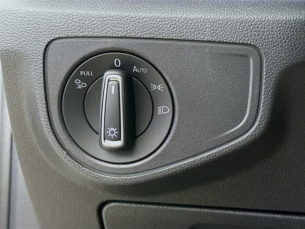 Thumbnail: 2022 Volkswagen Atlas - 27