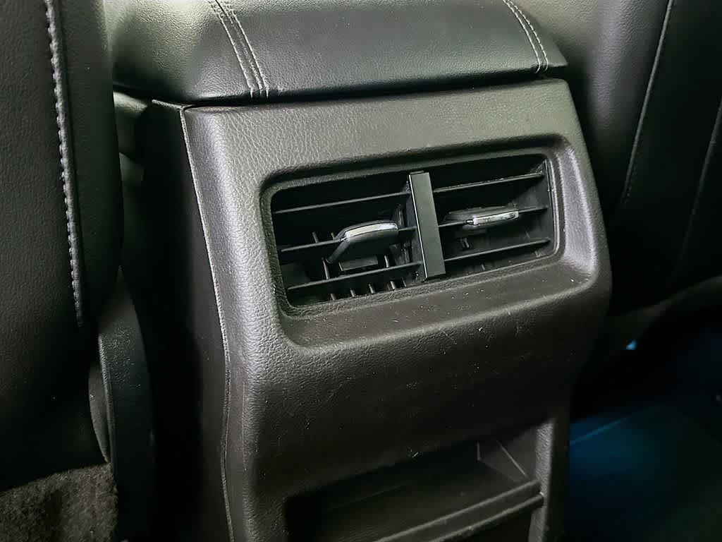 Thumbnail: 2017 Ford Edge - 13