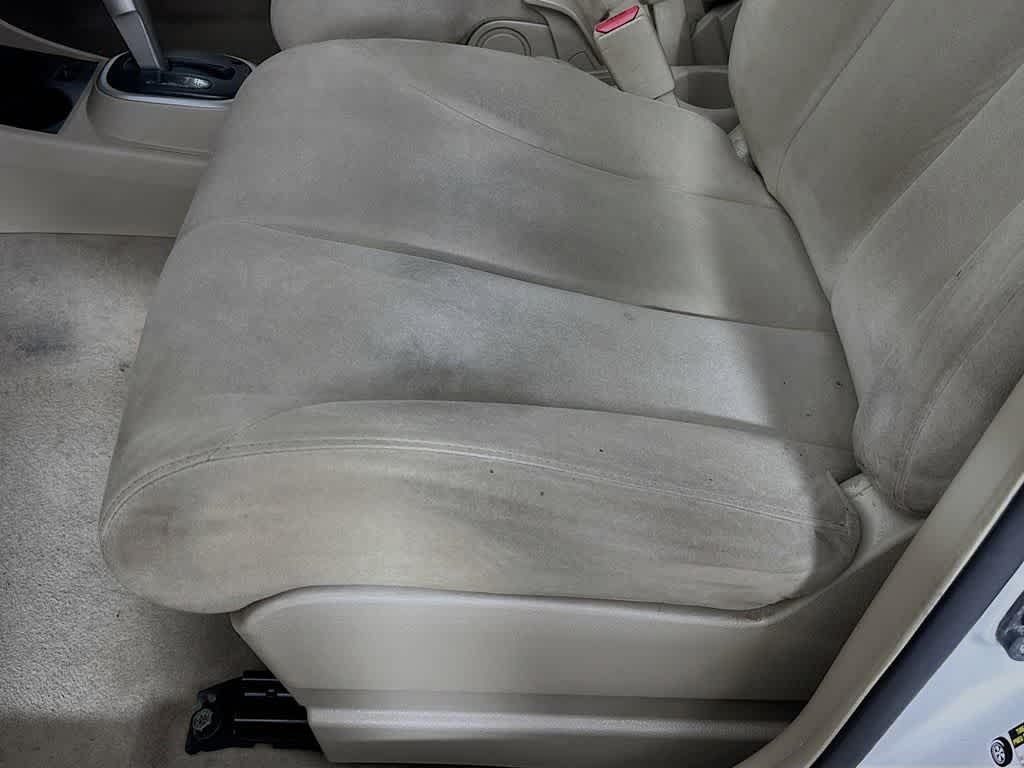 Thumbnail: 2009 Nissan Versa - 27