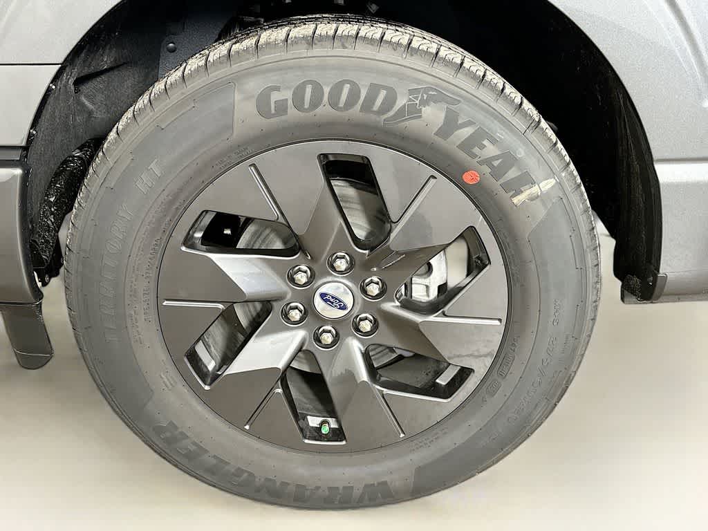 Thumbnail: 2025 Ford F-150 - 8