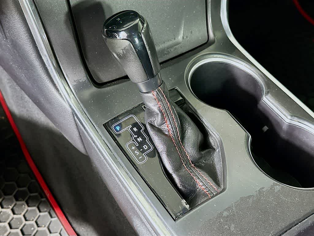 Thumbnail: 2017 Toyota Camry - 18