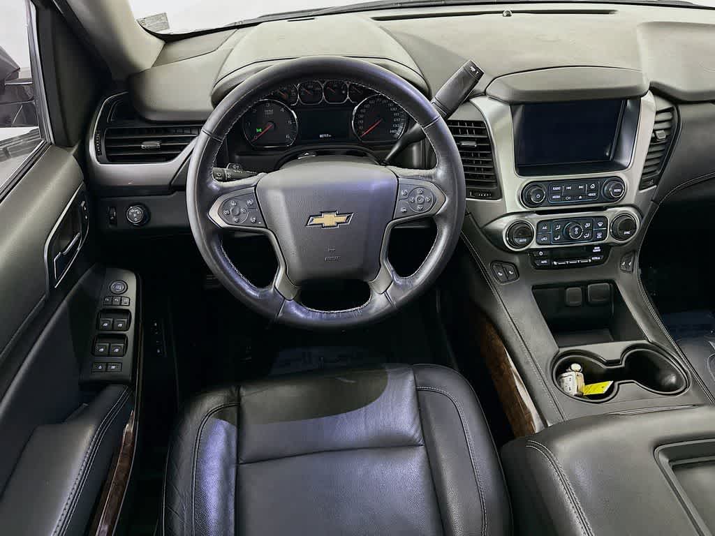 Thumbnail: 2019 Chevrolet Suburban - 10